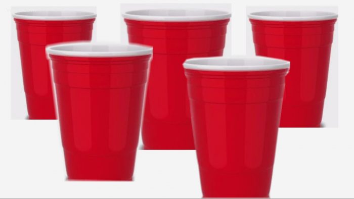 Gelas Plastik atau Cup Plastic (Plastic Cups)